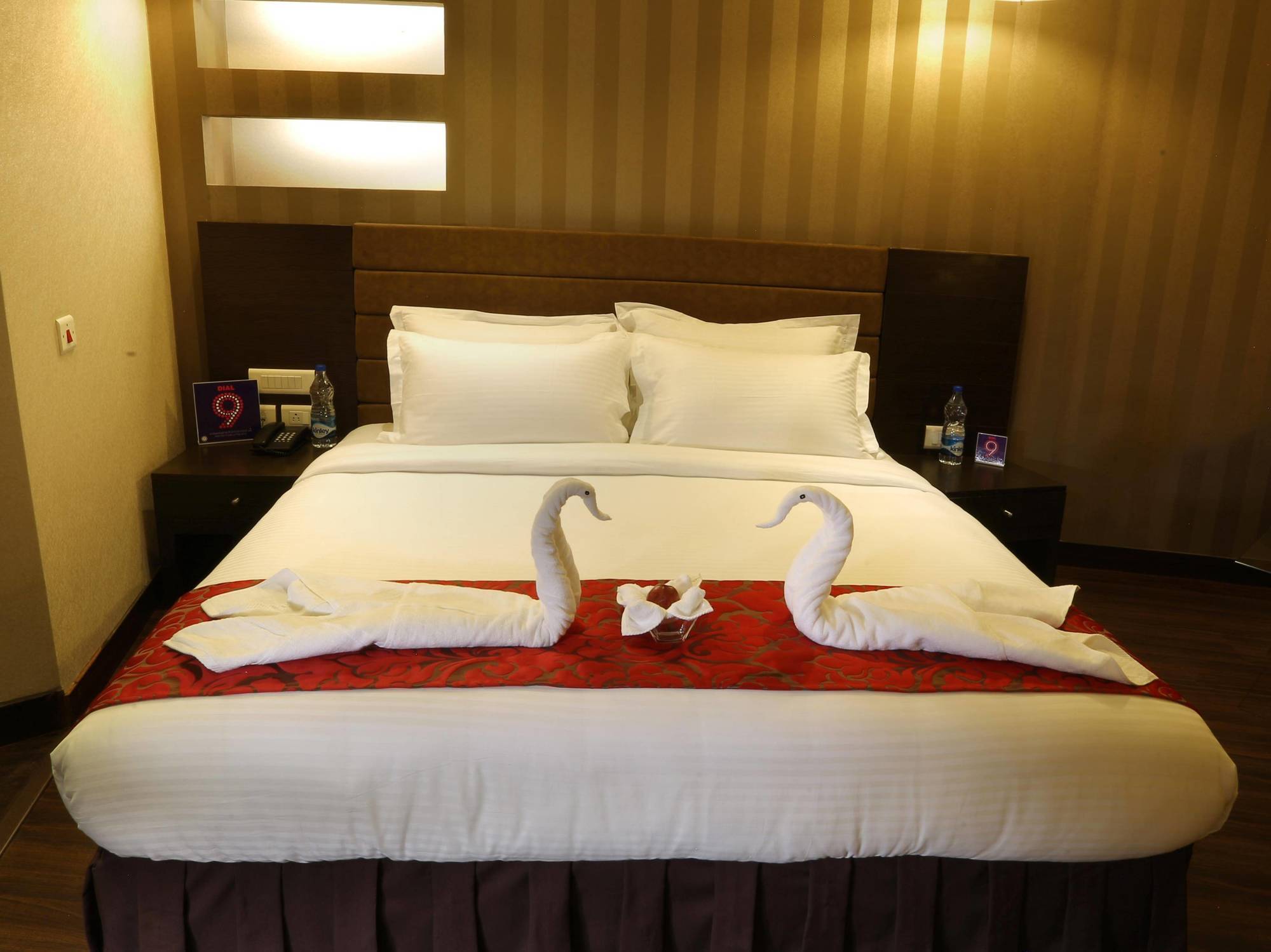 Five Elements Hotels Delhi- North Avenue New Delhi Exteriör bild